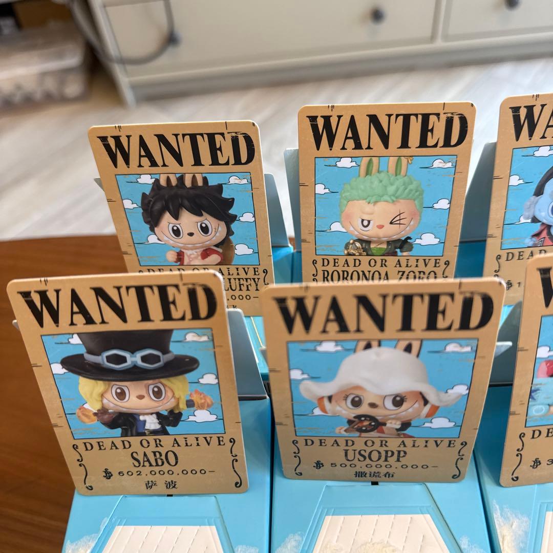 POPMART ワンピース ラブブフィギュアセットシークレット入り