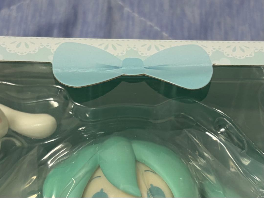 ねんどろいど 初音ミク シナモロールコラボVer. ※箱折れ部分有