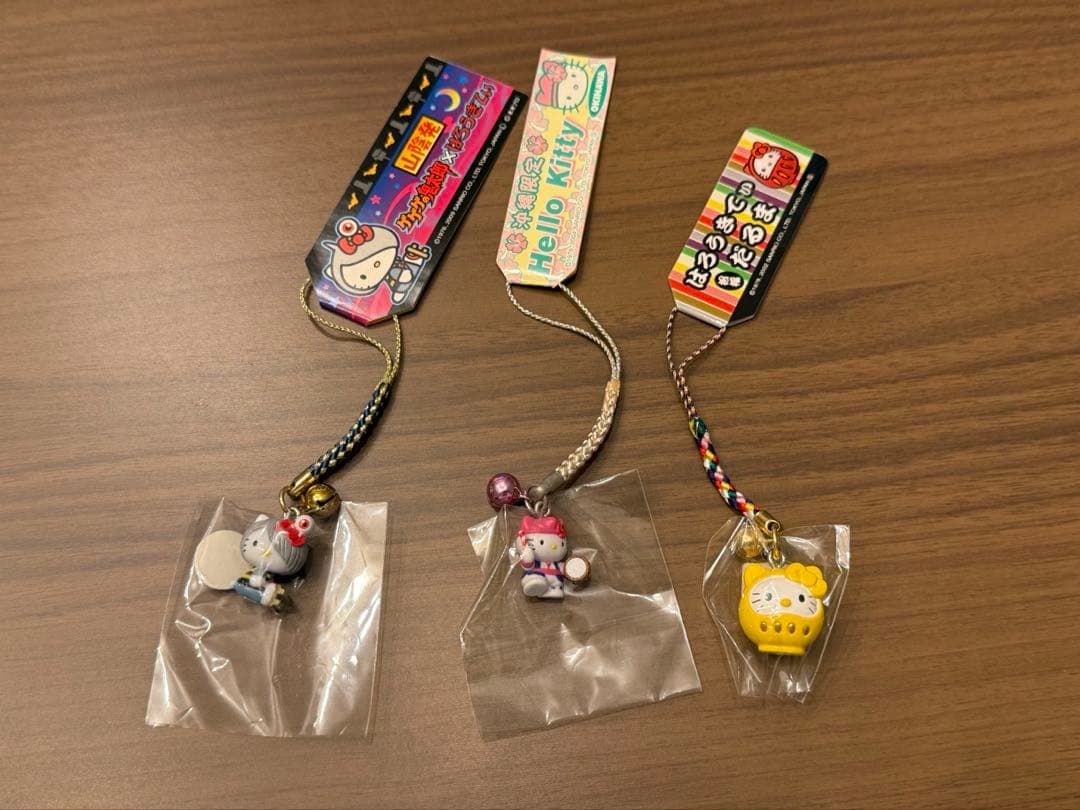 ハローキティ ご当地限定ストラップ　26個セット