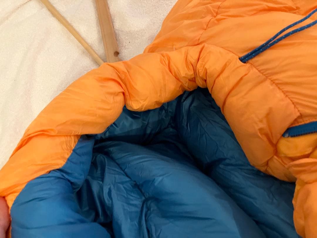 【美品】850ダウン・スリーピング・バッグ30℉/-1℃（ショート）