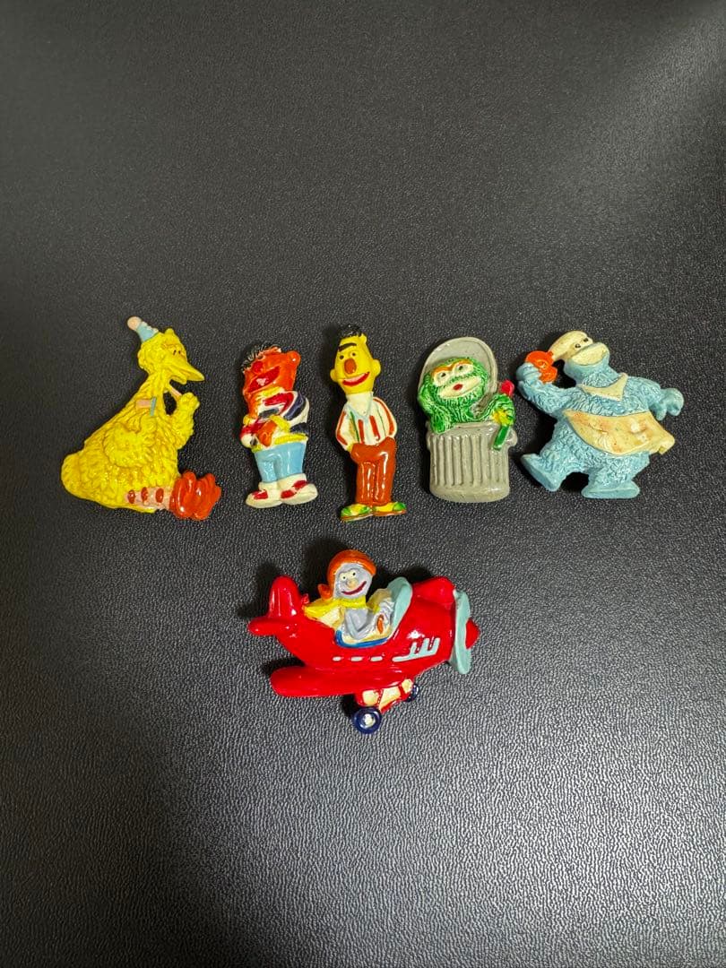 vintage セサミストリート　ブローチ　バッジ　6個セット　デッドストック