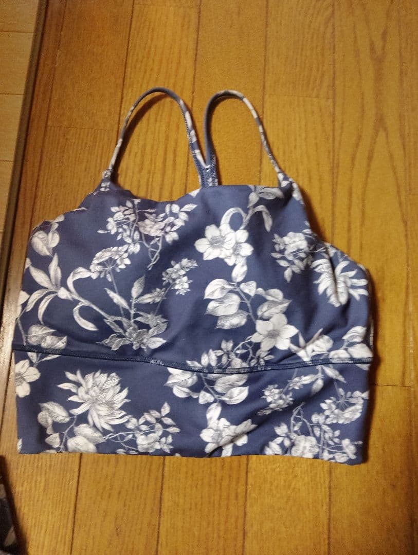 SUKALAスカーラボタニカルガーデンMサイズ（ブラトップ＆レギンス）セット