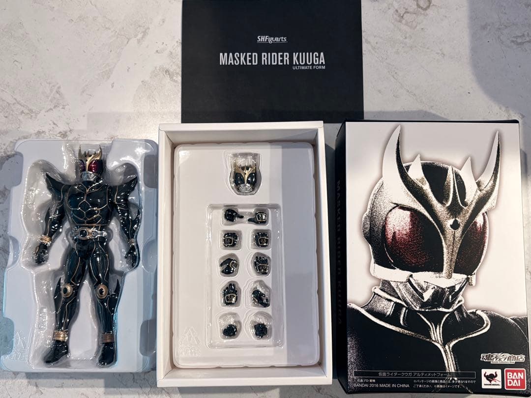 真骨彫　クウガ　アルティメットフォーム