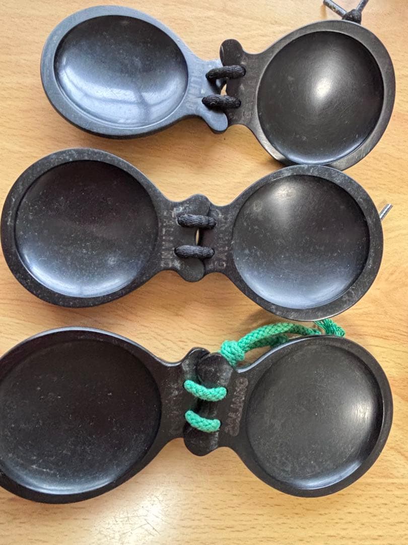 フラメンコ用カスタネット10個まとめて(大人用と子供用)