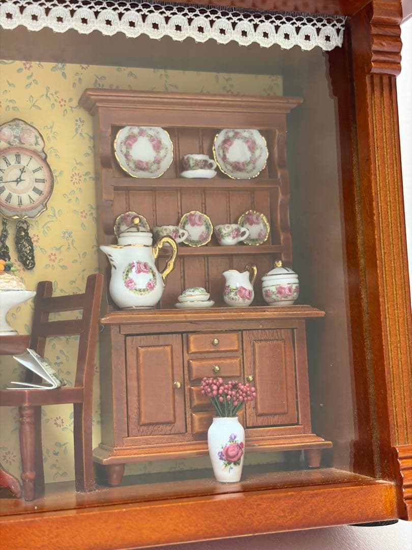 ロイターポーセリン　ドイツ　ミニチュア　ドールハウス　陶器　置物