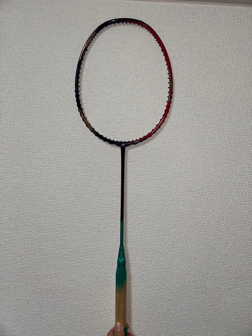 バドミントンラケット　アストロクス88D ４UＧ5 【ジャンク品】