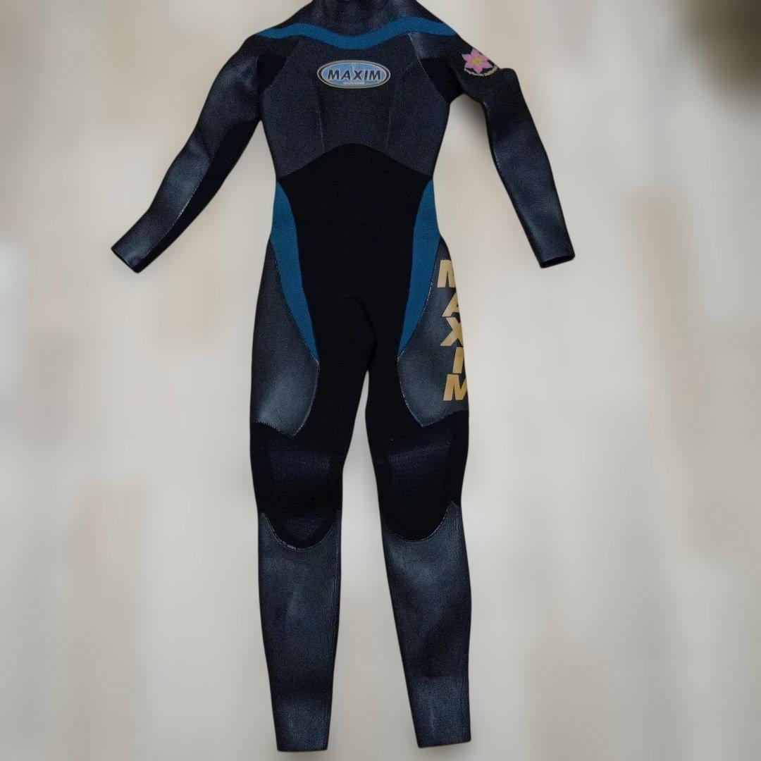 MAXIM マキシム　ステファニーピーターセンモデル　ウェットスーツ