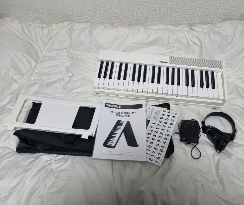 TERENCE 88鍵盤 電子ピアノ折り畳み式　ホワイト V30(無線使用可)