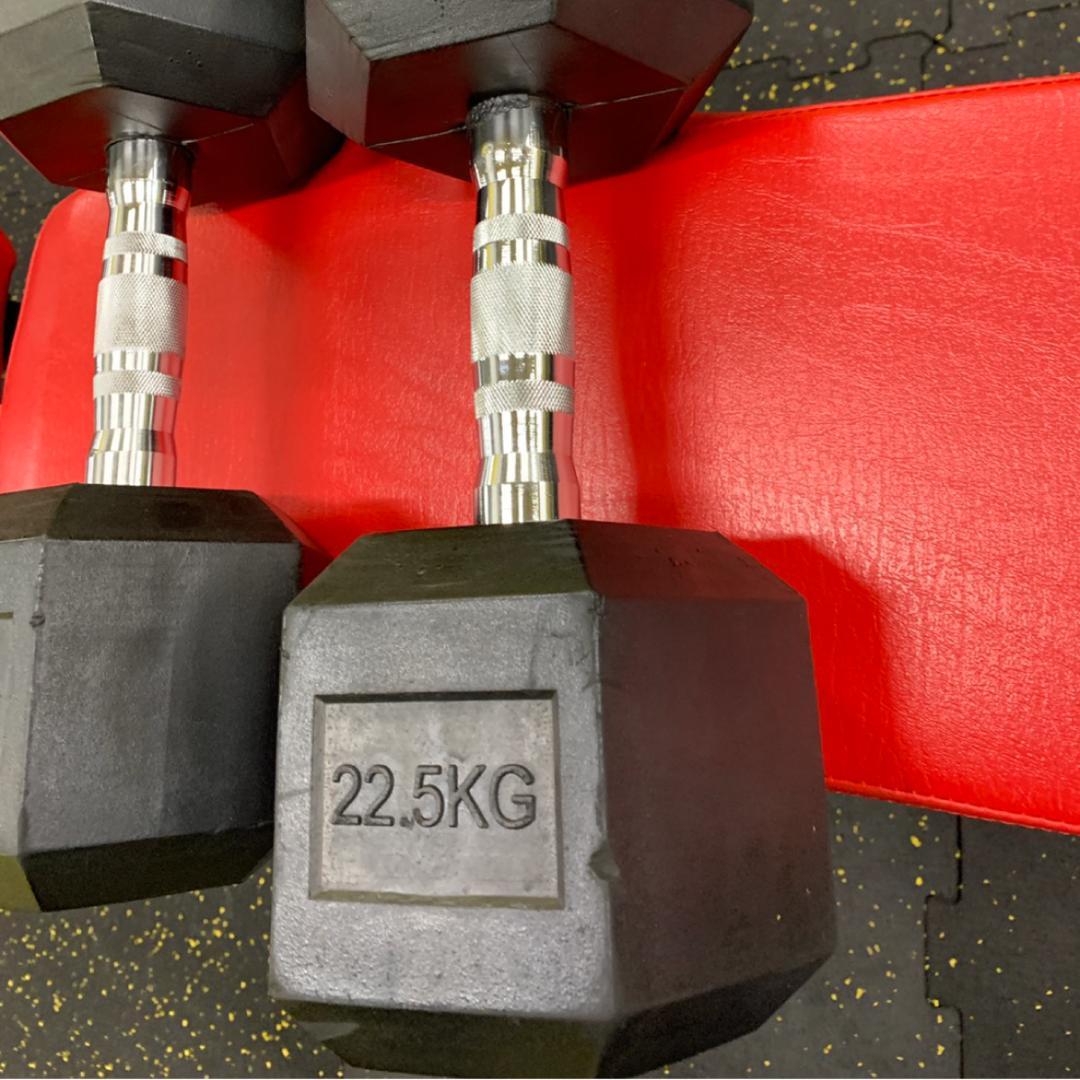 30％割引販売　22.5kg ラバーヘックスダンベル　２個