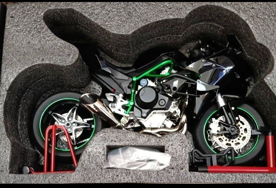 新品未使用　1/6　バイク完成品　アクションフィギュア　ブラック