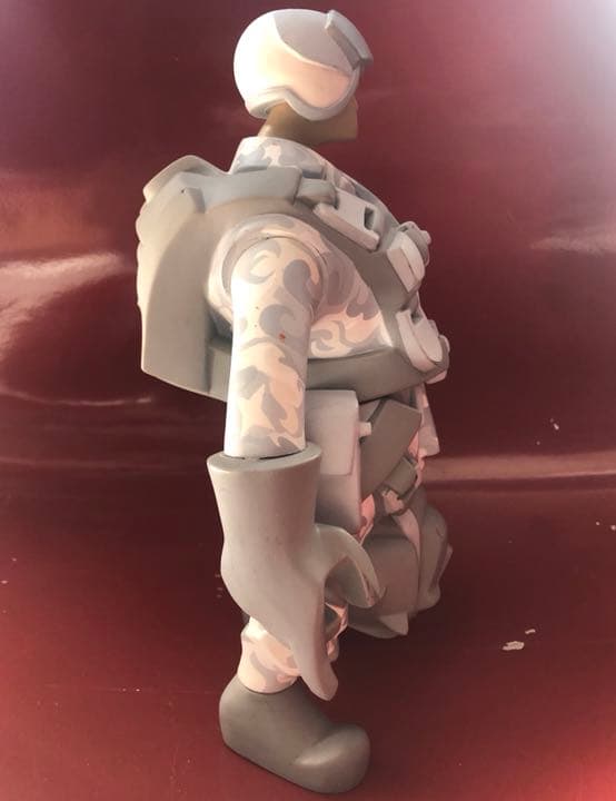 《HOT TOYS》フィギュア 香港トイ ソルジャー MILK デザイナーズトイ