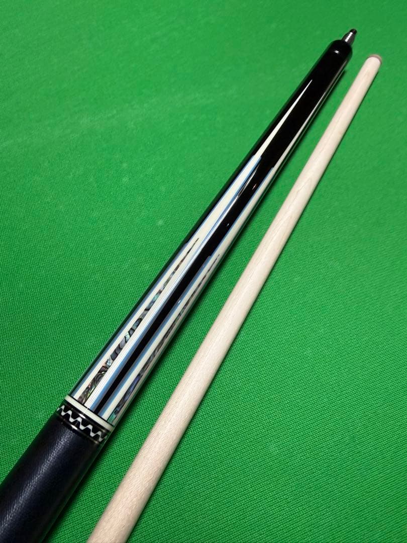 Mezz Wavy 2ビリヤードキュー