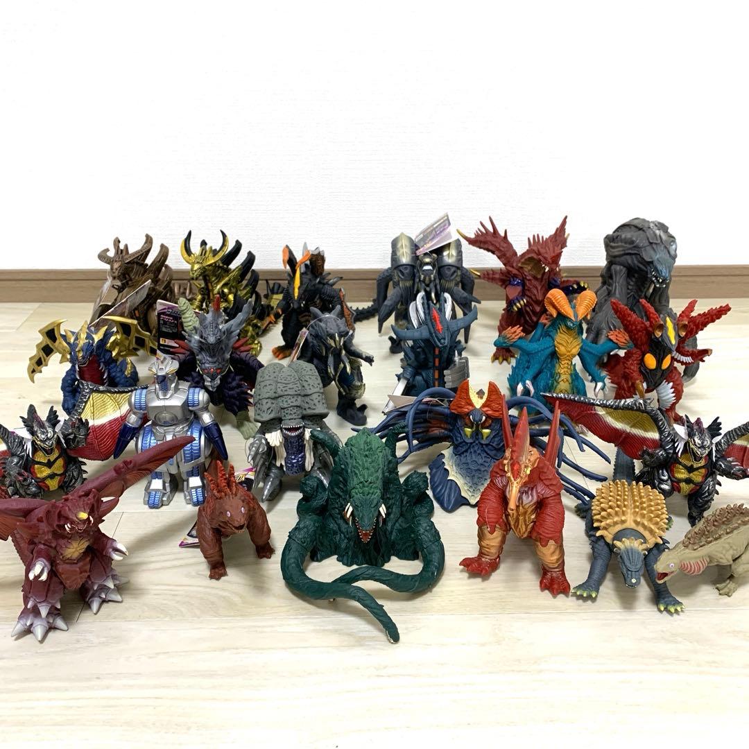ウルトラマン 怪獣 フィギュア 23体セット