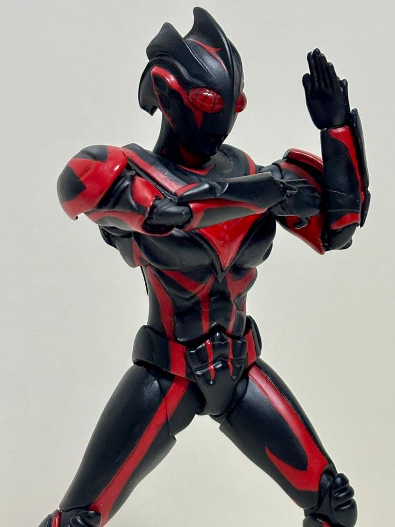 u*6様 S.H.Figuarts ダークザギ　改造品