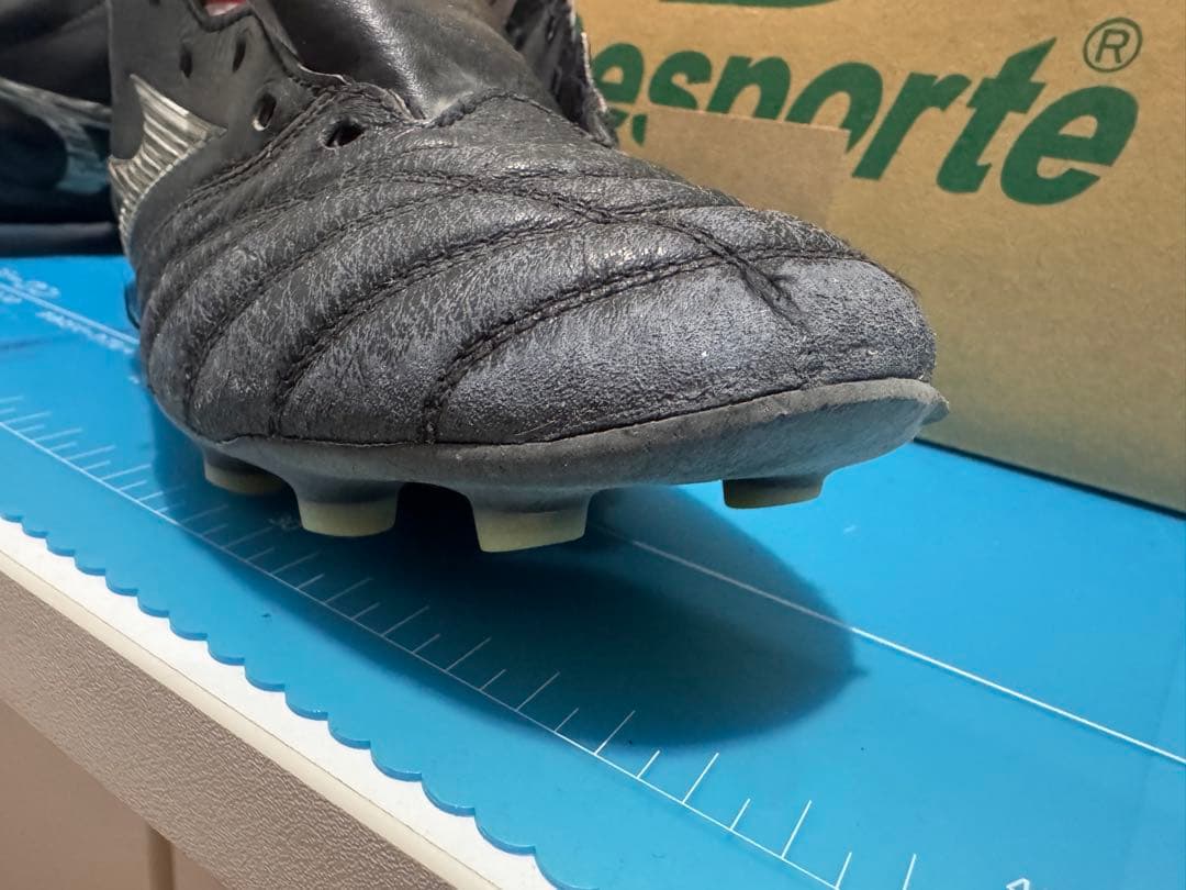 ミズノ　モレリア Neo 4中古サッカーシューズ　24.5cm