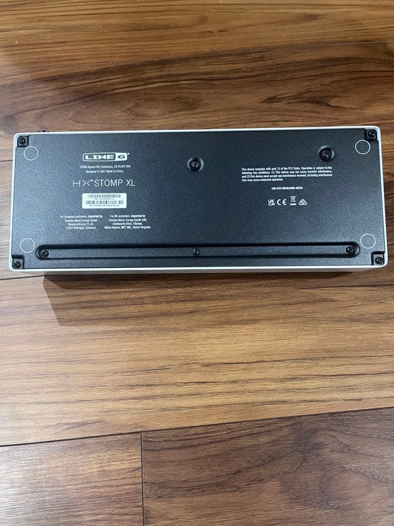 Line 6 HX Stomp XL 限定カラーホワイト仕様