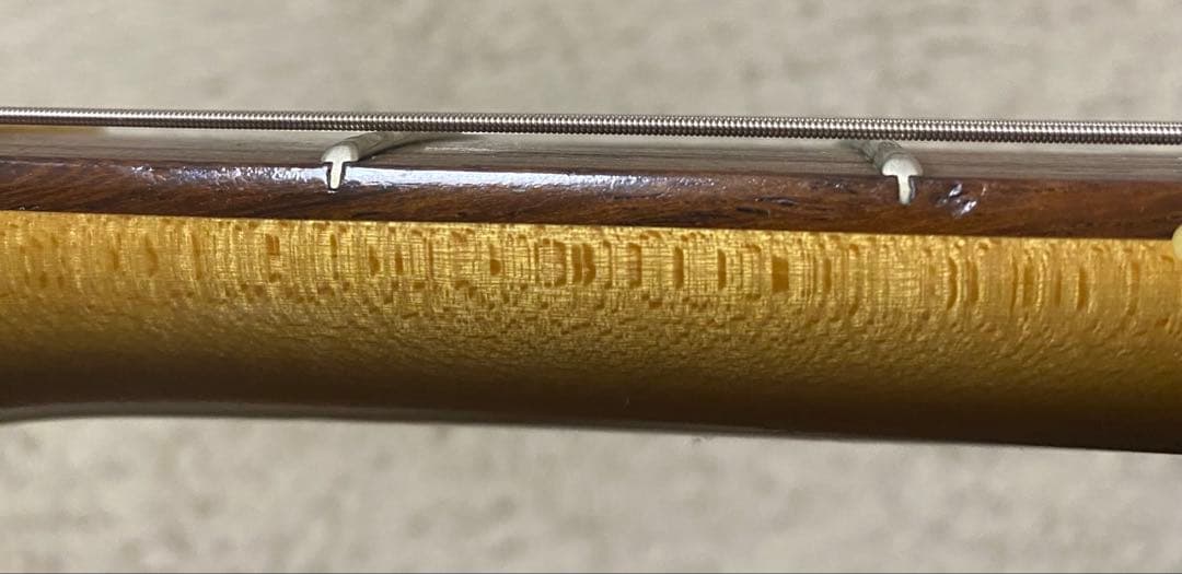 【crewsmaniacsoundレアカラー】 ST60ストラトキャスター