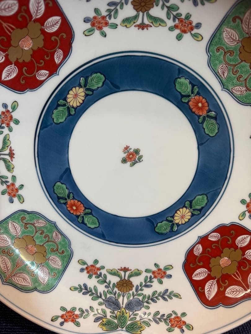 1594 有田焼　其泉窯　染錦四方木甲章花文　大皿　31cm