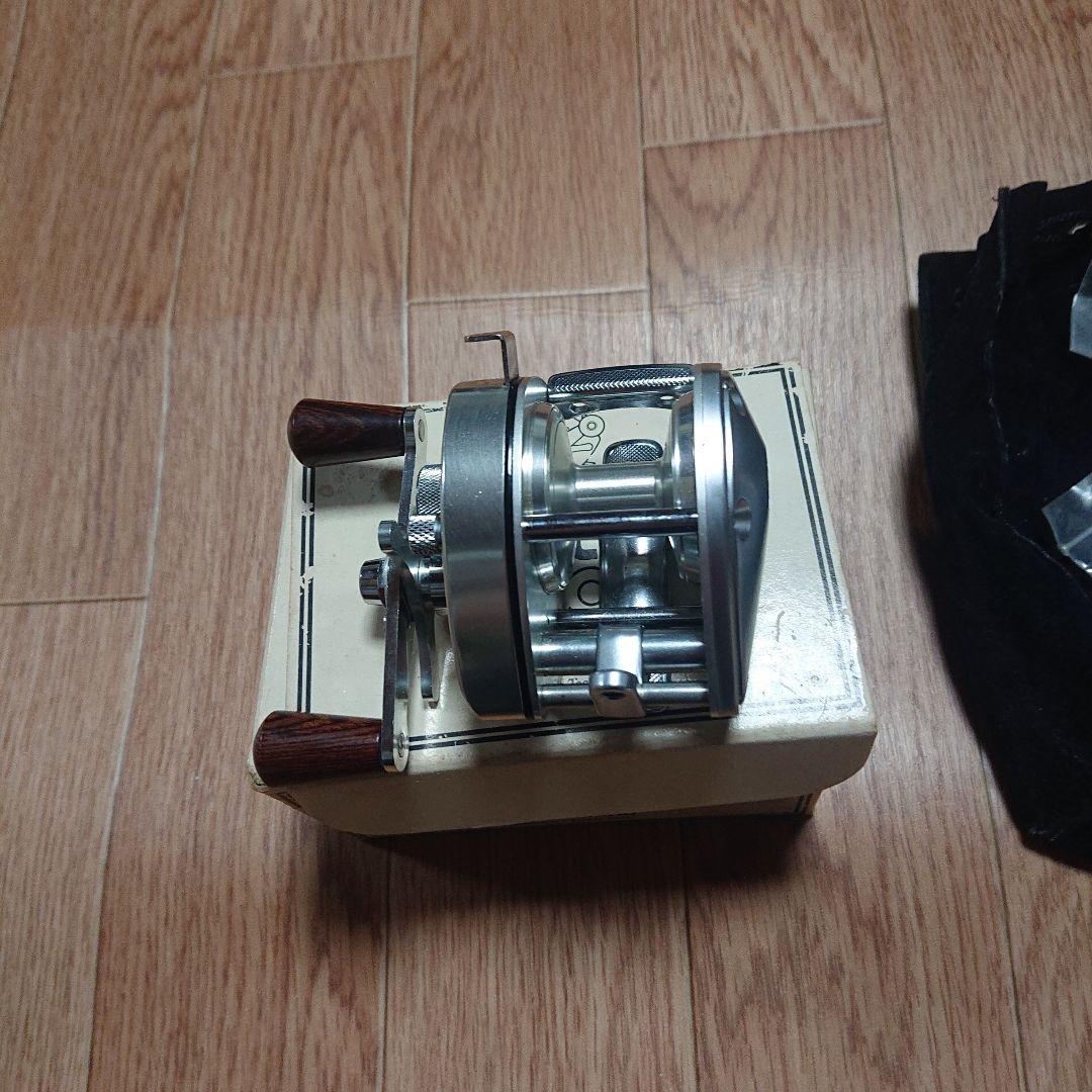 Shimano Bantam ベイトリール