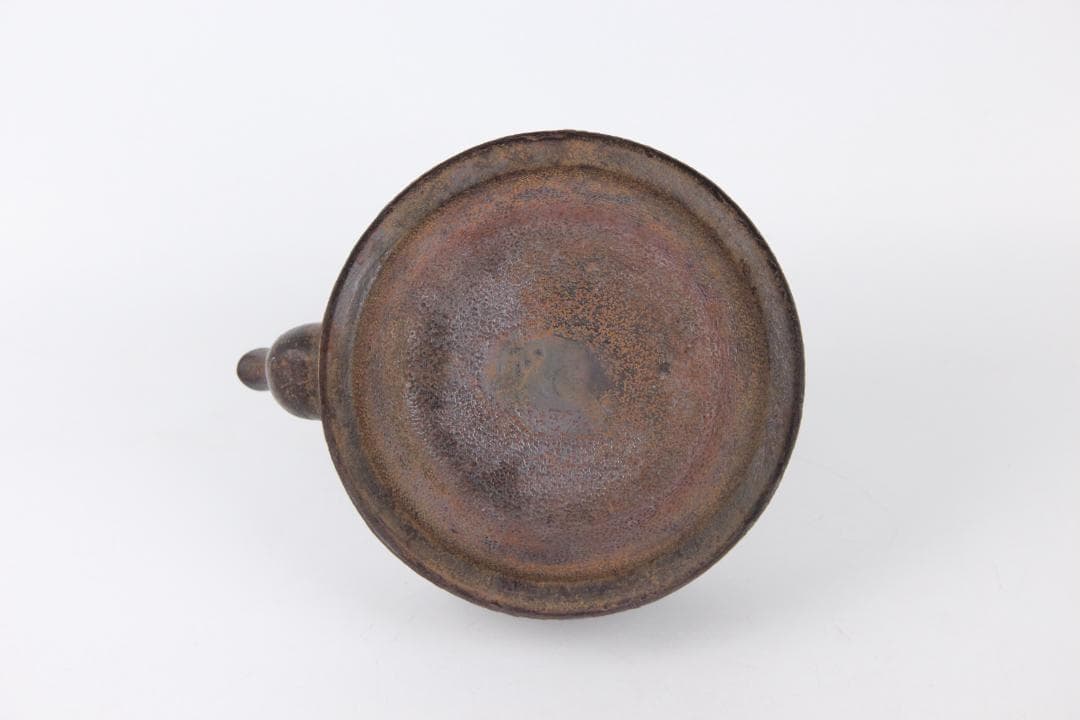 南部鉄器　金孤堂　松竹梅彫　馬摘蓋　鉄瓶　容量約1000ml　 Eo21-30