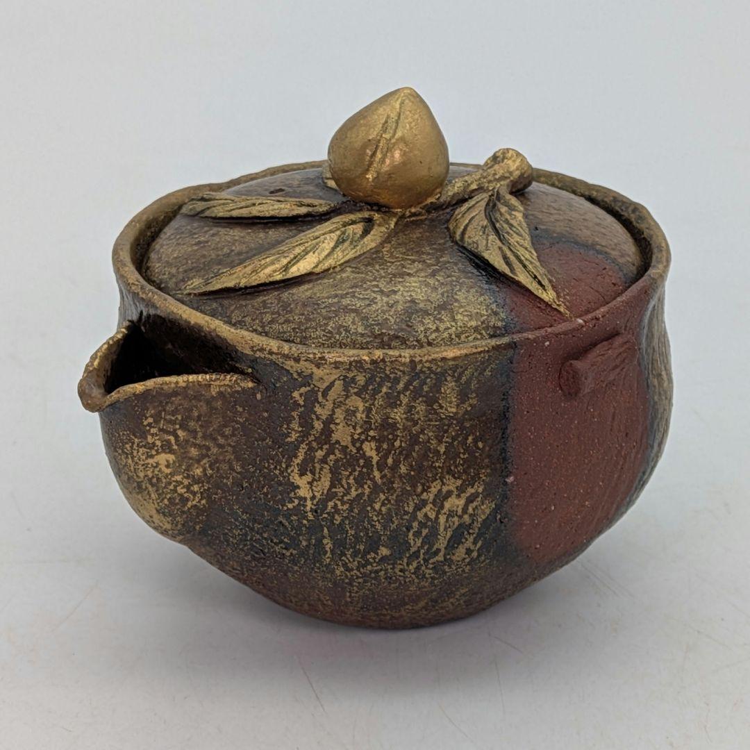 鈴木篤夫 備前焼 金彩備前桃摘宝瓶 四方桟共箱共布栞 手造り宝瓶 煎茶道具 モモ