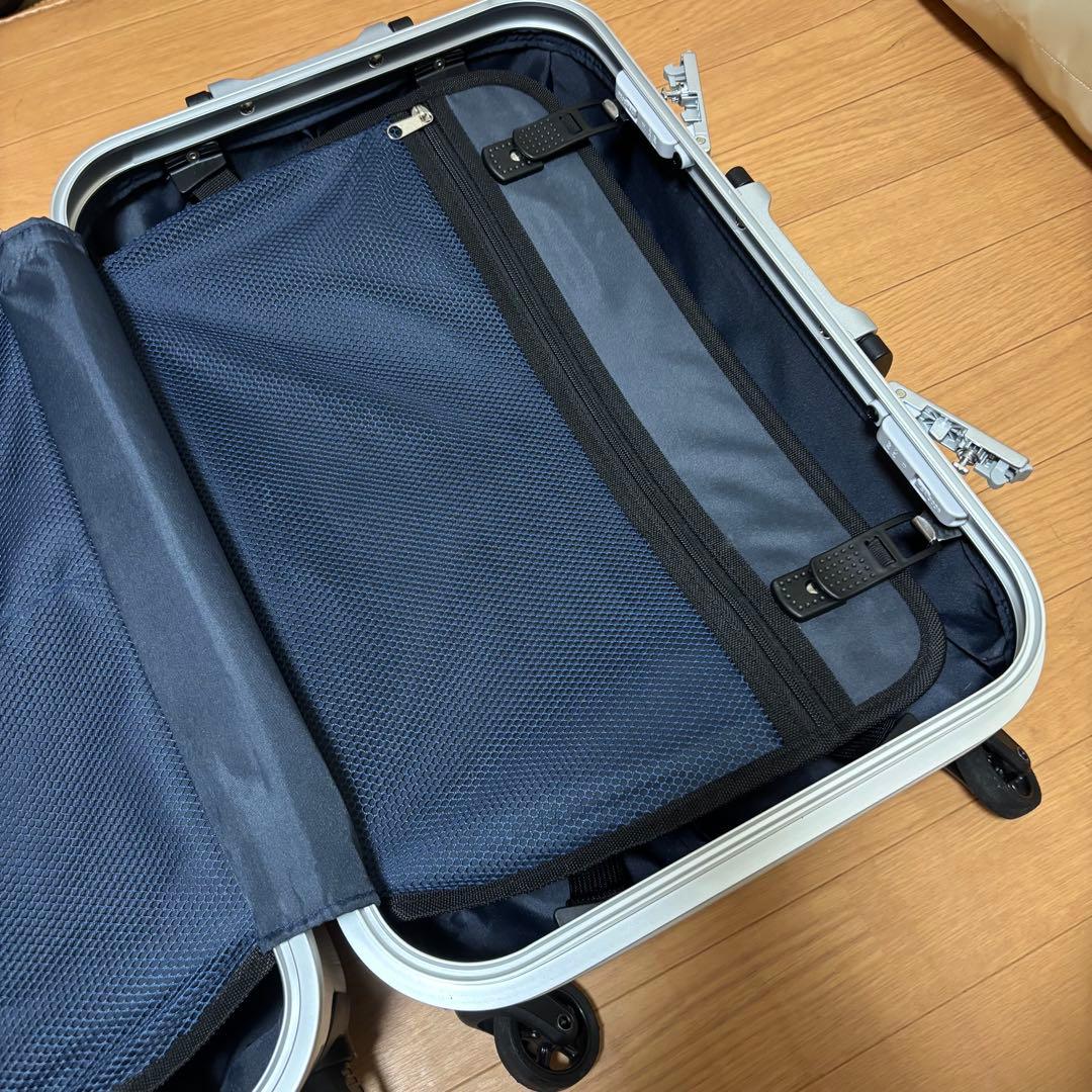 エース ワールドトラベラー キャスターストッパー付 フレームタイプ 31L