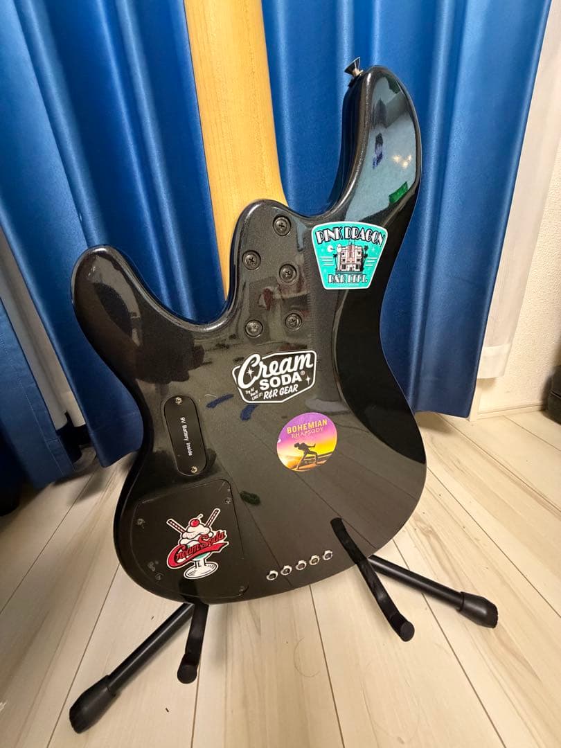 値段下げ中‼️Ibanez ATK305 5弦