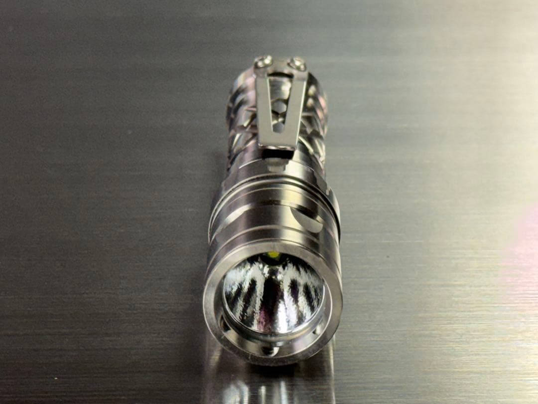 全世界限定500本 JETBeam TC-R2 チタンボディーXP-G S2