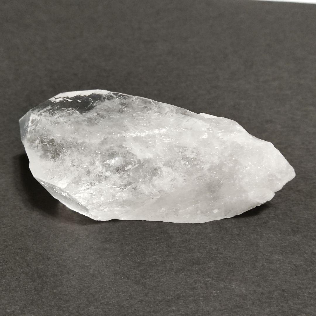 パワーストーン　天然石　レコードキーパー入り水晶　原石　152g　No.169