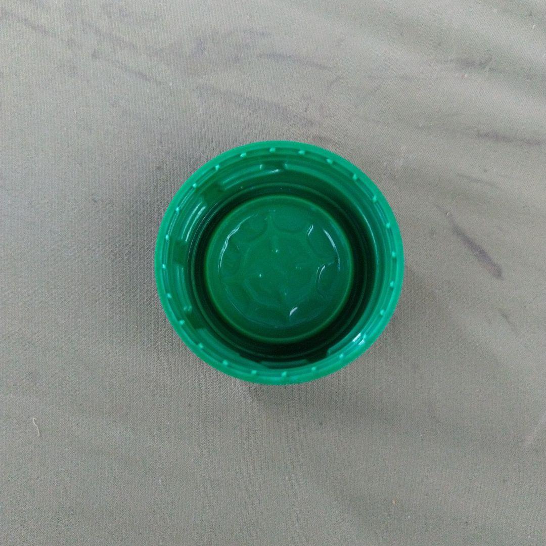 ペットボトルキャップ色々