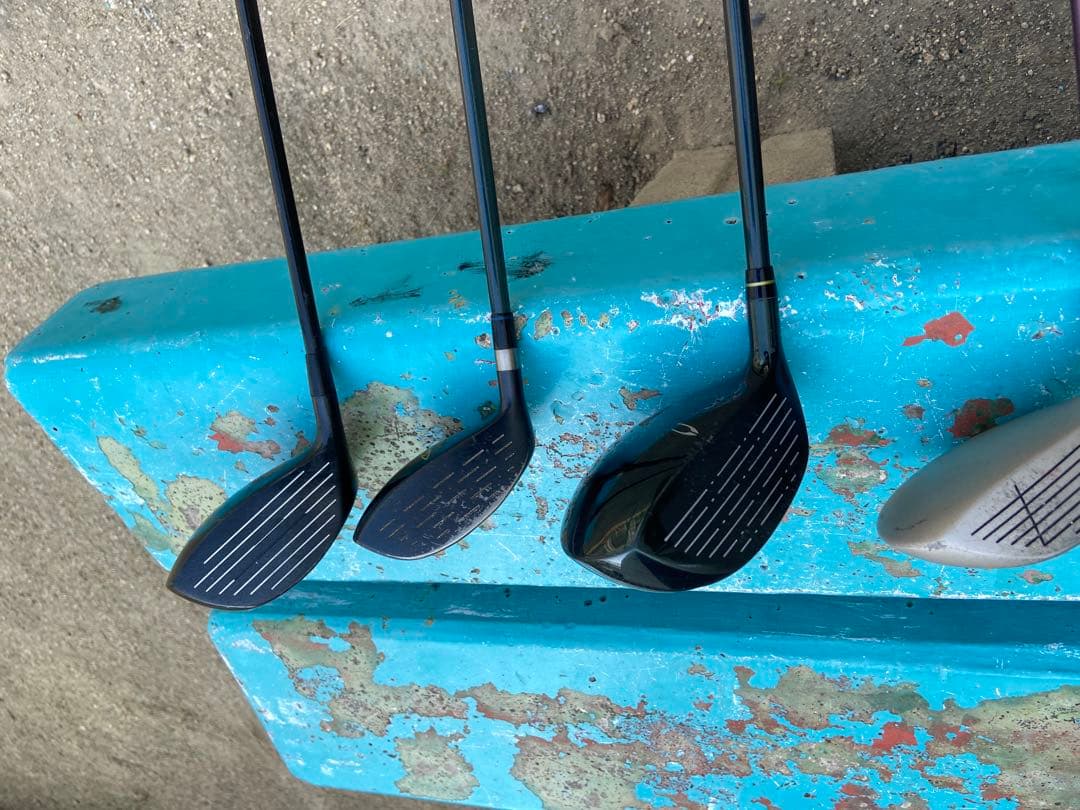 ブランド（バッグ）: FILA GOLF（赤とネイビーのスポーツデザイン）