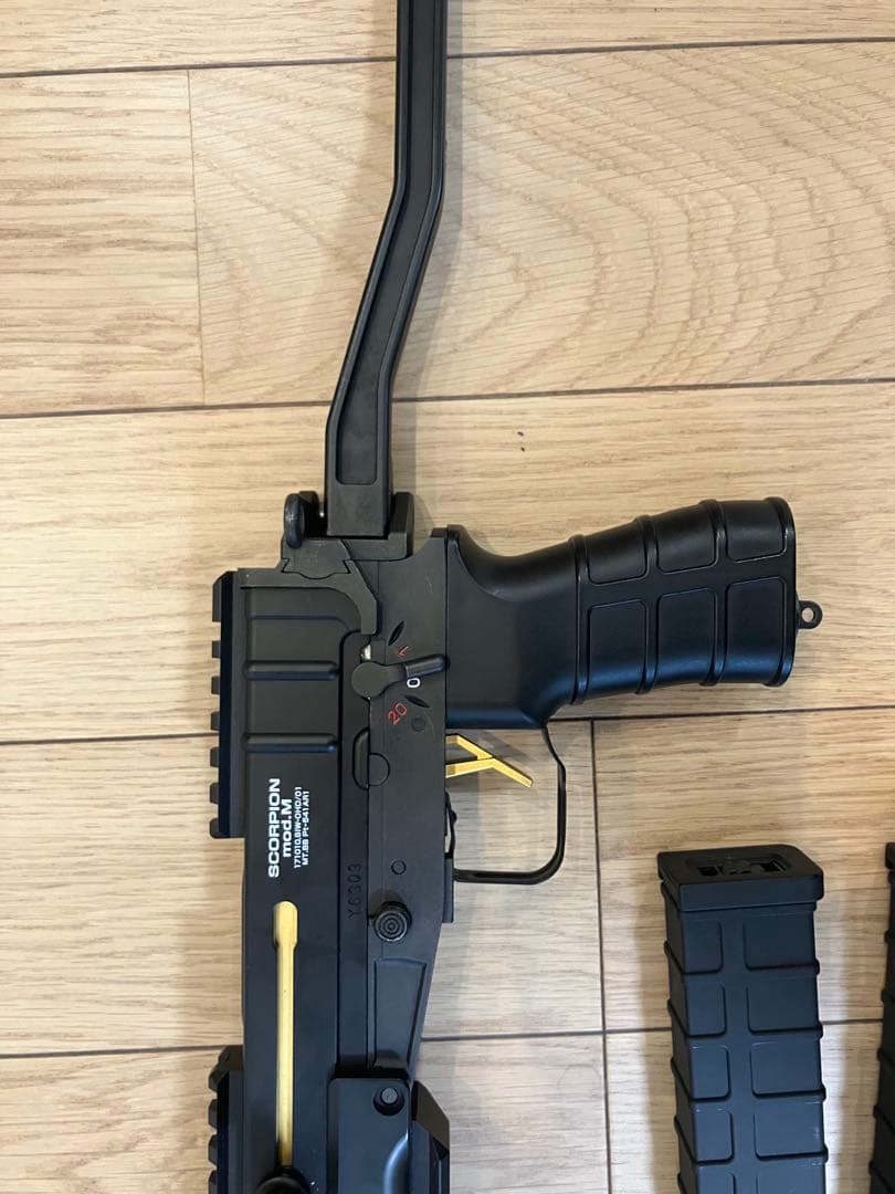 東京マルイ　スコーピオン　モッドM