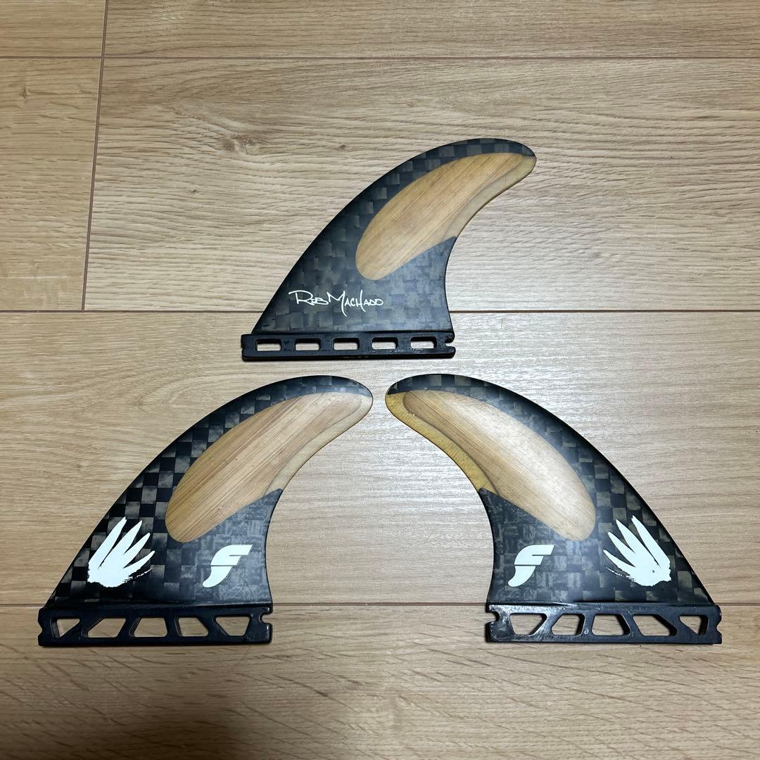 N*O様 値下げ　小波最高　ブラックスティック　フューチャーフィン　ロブマチャド