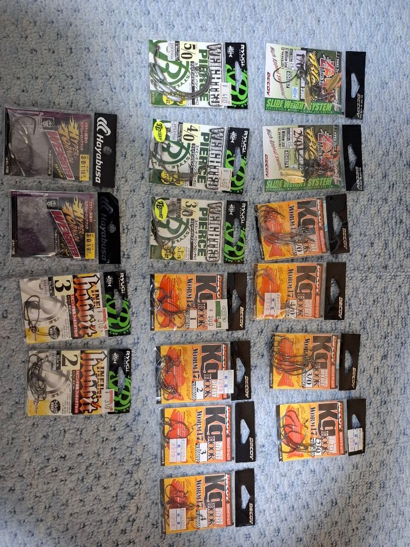 バス釣りワームセット、ショルダーバッグ、ISD偏光レンズ、その他色々