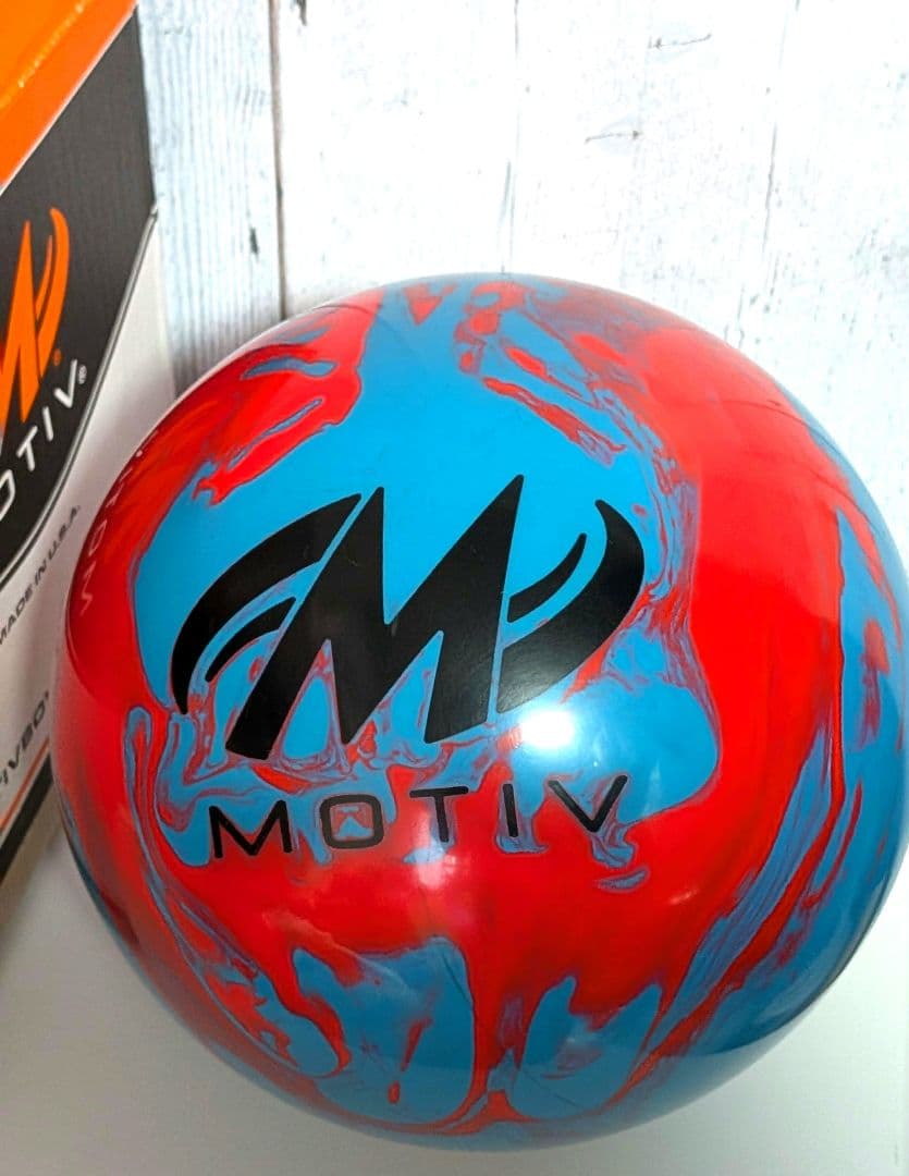 15P マックス スリル ソリッド ボウリング ボール