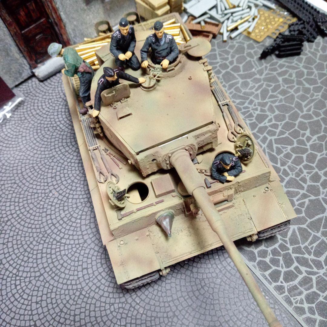 値下げしました　タミヤ　タイガーⅠ型　最後期型　1／35　アクセサリーパーツ多数