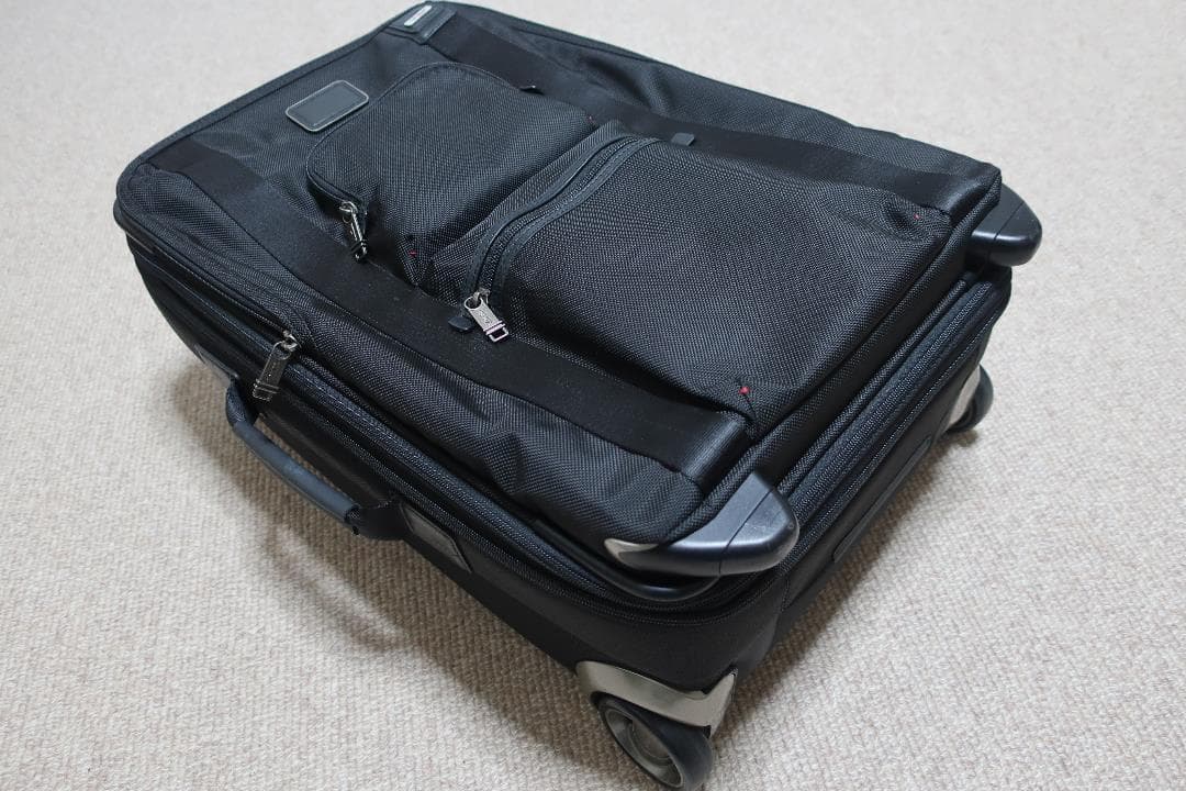 トゥミ TUMI キャリーバッグ【型番 22420】