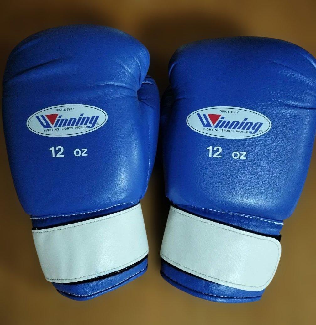 Winning ボクシンググローブ 12 oz 青