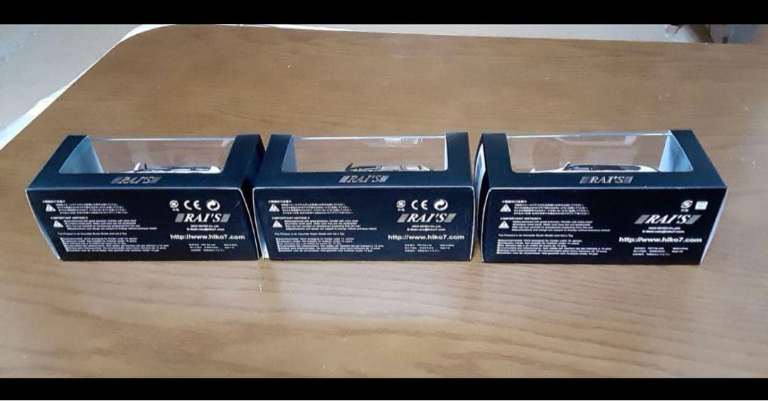 【パトカー3台セット】レイズ　エクストレイル　1/43