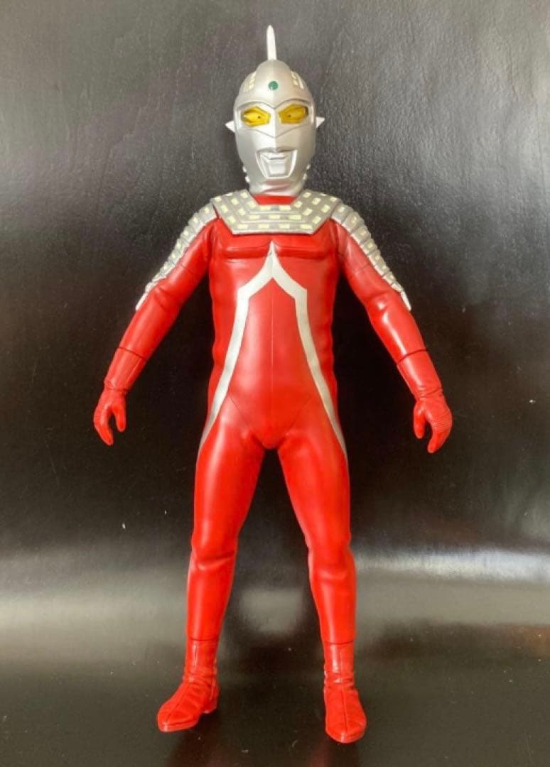 ウルトラマン&ウルトラセブン　パイロットエース　明日発送可能！