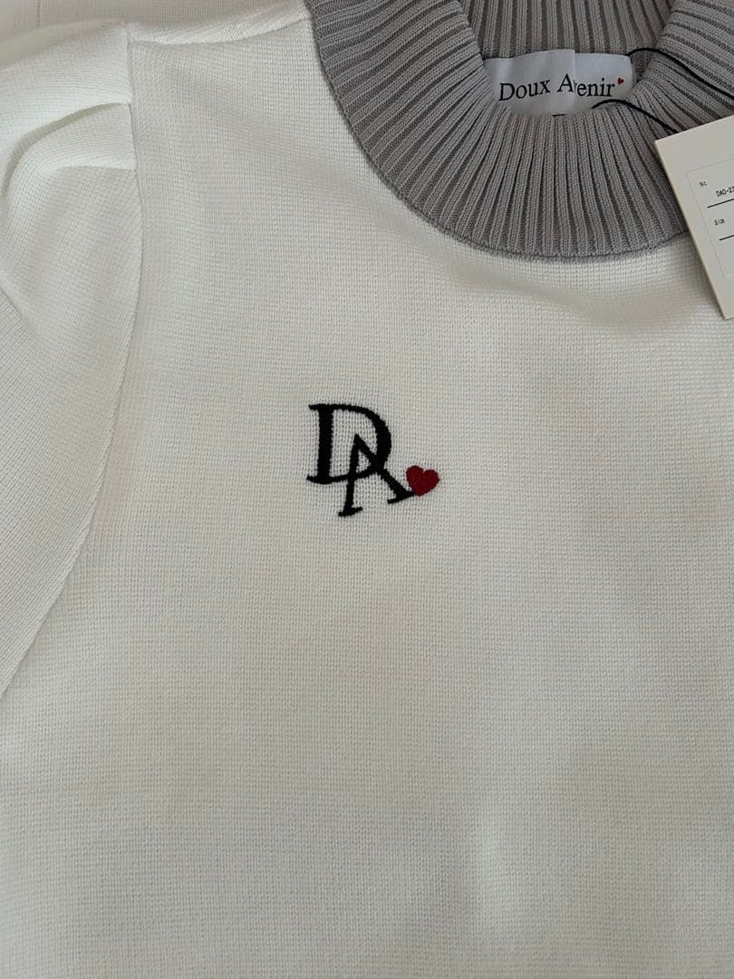 ドゥアヴニール/ホワイト/パフスリーブ/半袖/ワンピース/新品未使用品