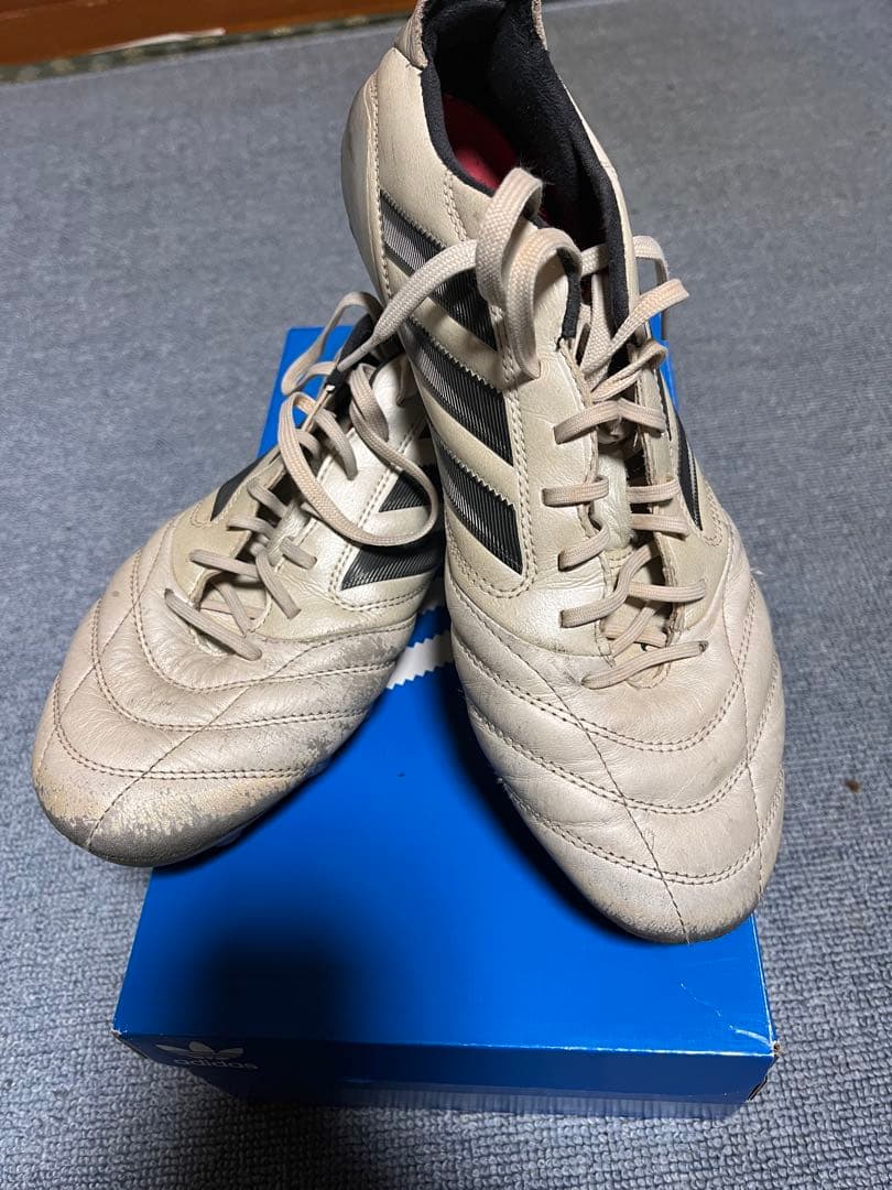 adidas サッカーシューズ ホワイト FG コパ恐らくトップモデル