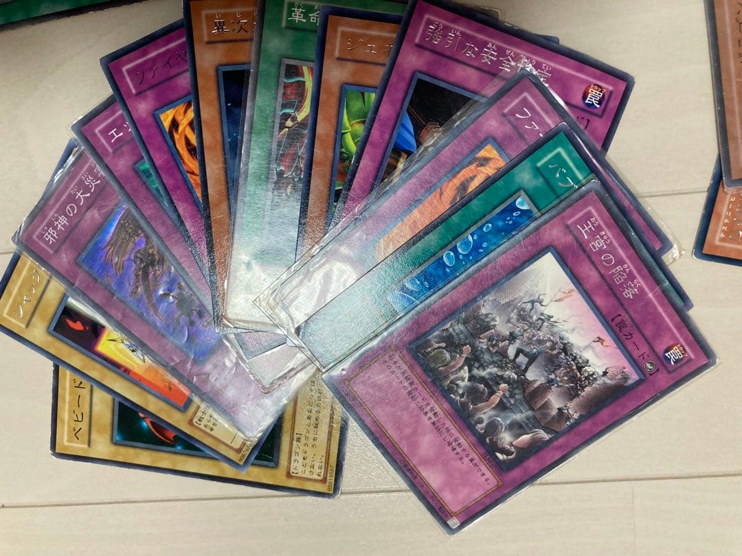 遊戯王カード　まとめ売り　初期2期大量　引退