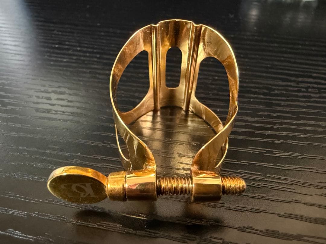 BGリガチャー　アルトサックス用　金メッキ