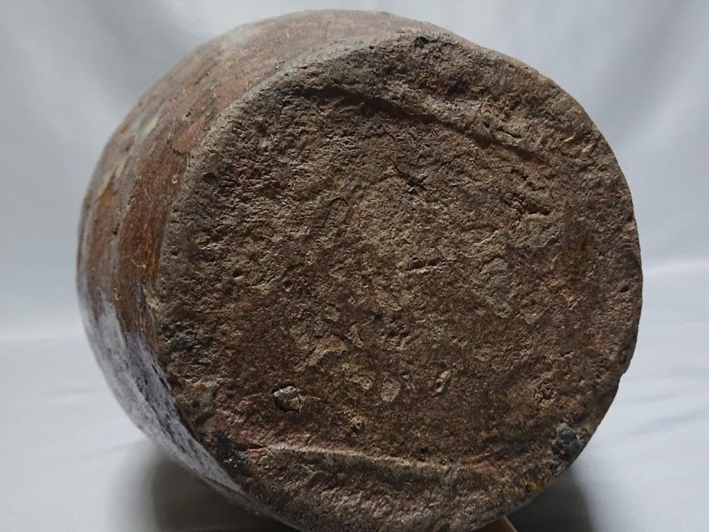 旧家蔵出し　貴重　室町中期　古越前　種壺（窯印有り）　下駄底