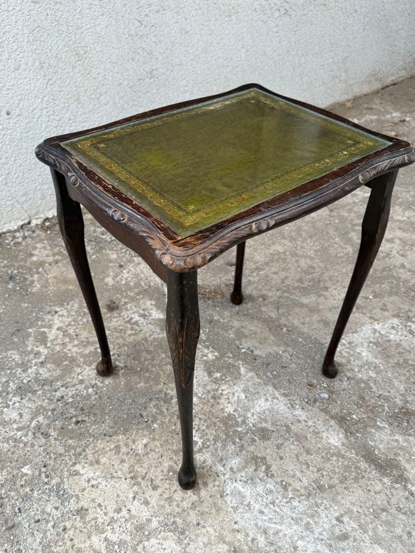 【英国アンティーク風】サイドテーブル＊緑色×ゴールド縁取りのガラス天板