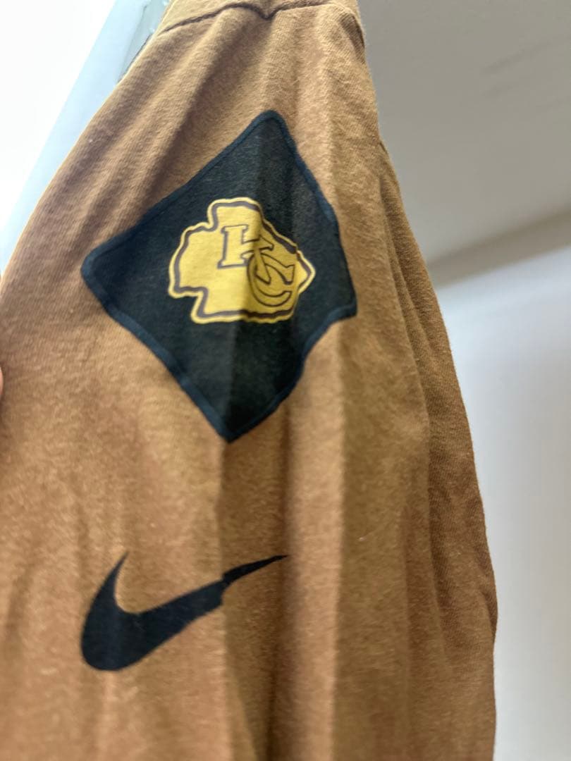 NIKE NFL チーフス ロングTシャツ M ブラウン ミリタリーデザイン