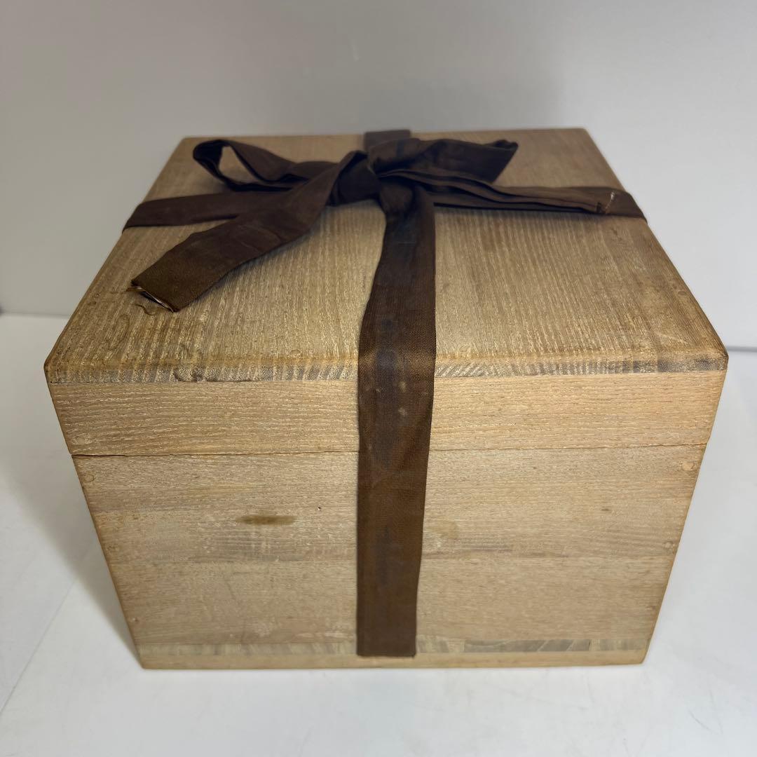 中国清時代　粉彩花蝶図水指　木箱付　高約15.5㎝　東Y8-0203☆2Fトコチ