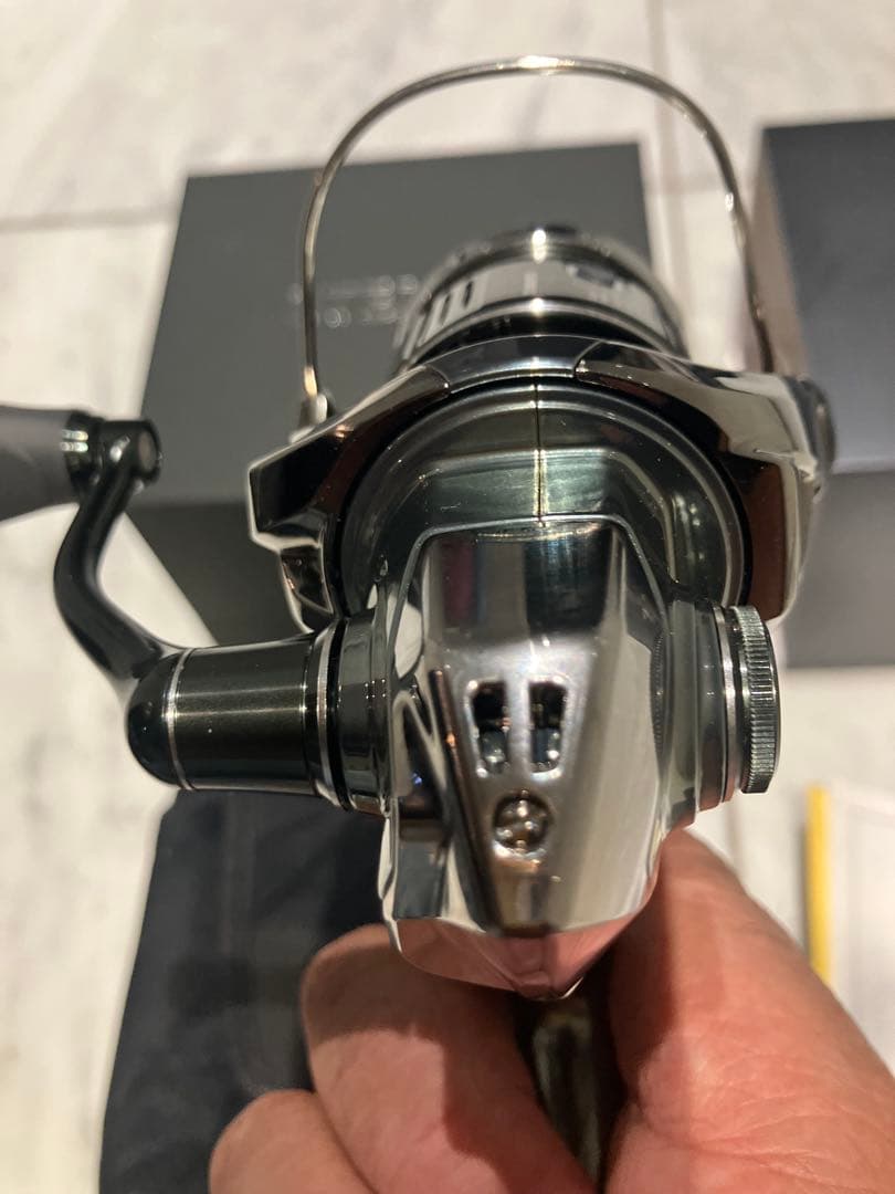 シマノ　22ステラC2000SHG 極美品