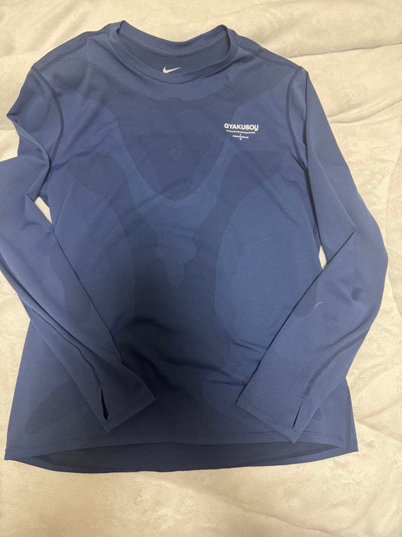 GYAKUSOU ネイビー Mサイズ